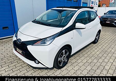 Toyota Aygo (X) AYGO Sky X Cabrio Bluetooth Allwetter 1 Hand