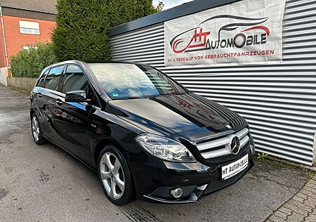 Mercedes-Benz B 200 NAVI/TEILL/SHZ/KLIMAAUT/AHK/TEMPOM