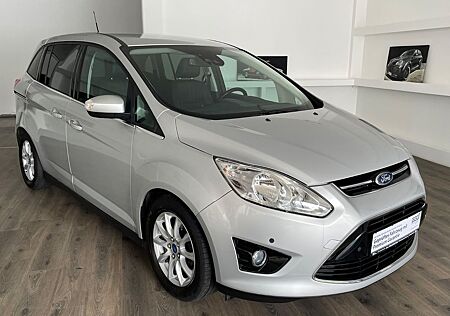 Ford Grand C-Max Titanium SHZ+PDC+NAVI+KAMERA+TEMPO