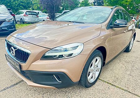 Volvo V90 Cross Country V40 Cross Country T3 Geartronic Kinetic