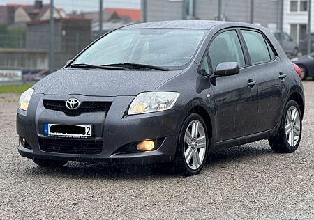 Toyota Auris 2,0-l-D-4D Executive Executive