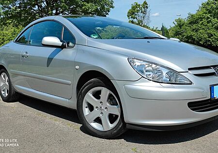 Peugeot 307 CC Tendance 140 ps Automatik