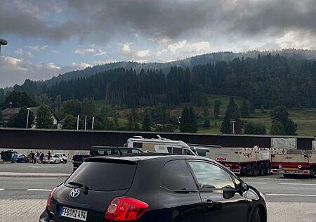Toyota Auris 2.0 D-4D -