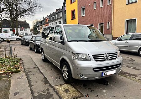 VW T5 Caravelle Volkswagen 2,5 TDI