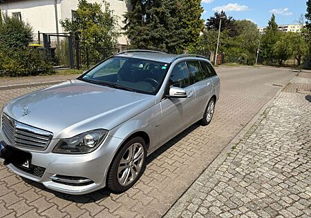 Mercedes-Benz C 180 T BlueEFFICIENCY AVANTGARDE AVANTGARDE