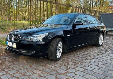 BMW 525i -