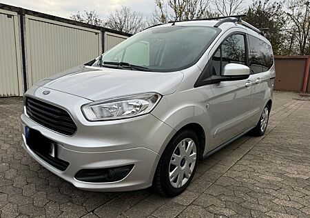 Ford Tourneo Courier Titanium TÜV 10/2026 52.000 KM!