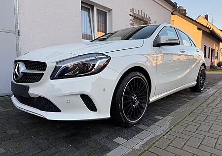 Mercedes-Benz A 180 AMG Line AMG Line,SiHz,Navi,Facelift,Temp.