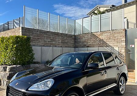 Porsche Cayenne Turbo/Bi-Color/ Bose/ Alcantara/DE
