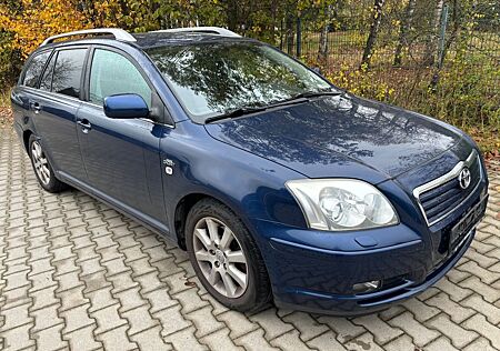 Toyota Avensis Combi Executive 2,2-l-D-CAT