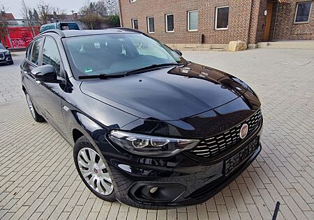 Fiat Tipo 1.4 T-Jet Easy Jet