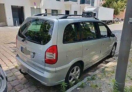 Opel Zafira 1.8 16V -