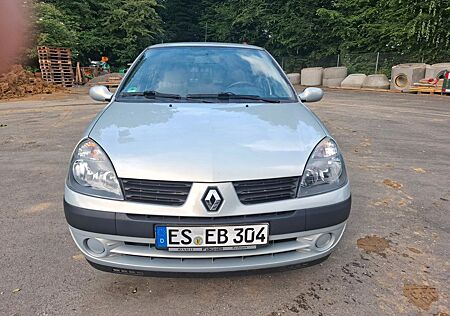 Renault Clio 1.2 16V Privilege