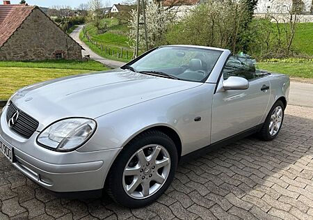 Mercedes-Benz SLK 200 -