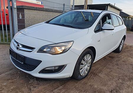 Opel Astra J Sports Tourer Edition