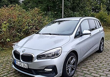 BMW 2er 218 Gran Tourer 218d Sport Line Sport Line