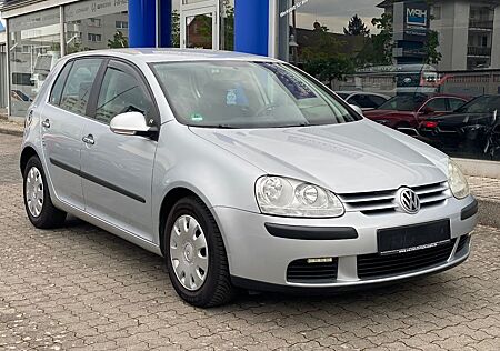 VW Golf Volkswagen 1.6 Benziner * 1.Hand * Viele Neuteile *