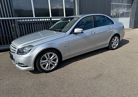 Mercedes-Benz C 180 CGI BlueEfficiency*Auto*Klima*Navi*TLeder