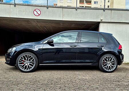 VW Golf Volkswagen 1.4 TSI 92kW BMT Highline Highline