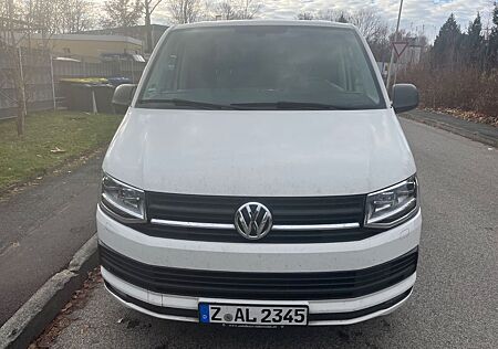 VW T6 Multivan Volkswagen ,Trentl.1.Hand,DSG,Lichtpaket,Scheckh