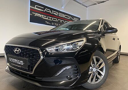 Hyundai i30 cw Yes**Kamera+Navi+Winter**