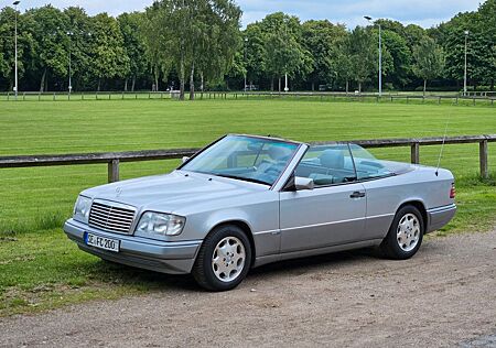 Mercedes-Benz E 200 SportLine / Automatik / Leder / nur 150.000 km