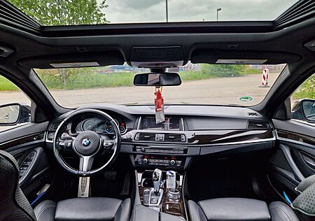 BMW 530d A -