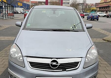 Opel Zafira B CATCH ME
