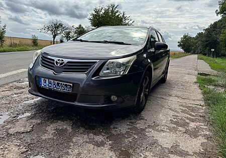 Toyota Avensis Combi Edition 2.2 D-4D Edition