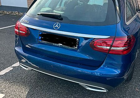 Mercedes-Benz C 220 d T Avantgarde NAVI+KAMERA+LED+EL: HECKKL: