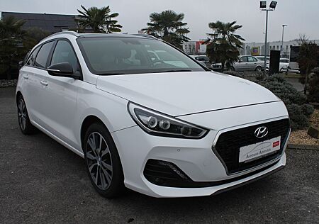 Hyundai i30 Kombi, Navi, AHK, Kamera, LED, 1.Hand