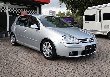 VW Golf Volkswagen V Lim. Tour/2.HAND/SCHECKHEFT/KLIMA