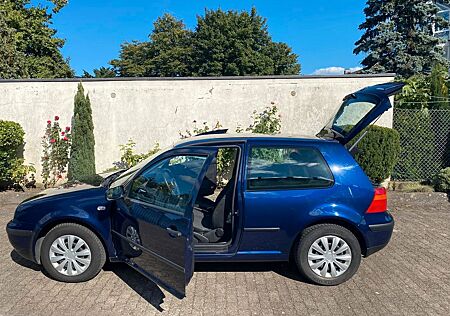 VW Golf Volkswagen 1.4 Basis