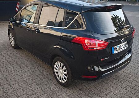 Ford B-Max 1,0 EcoBoost 74kW S/S Titanium Titanium