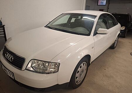 Audi A6 2.4 -
