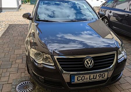 VW Passat Variant Volkswagen 2.0 TDI DPF Comfortline Varia...
