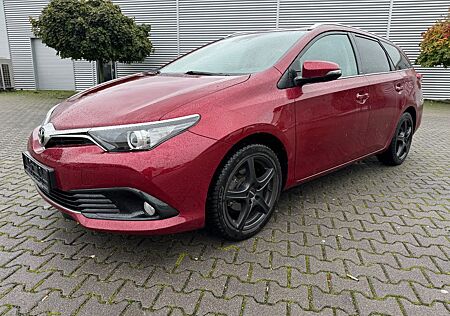 Toyota Auris Touring Sports Edition S+