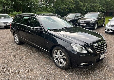 Mercedes-Benz E 200 +Navi+Automatik+Xenon