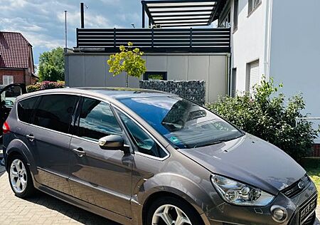 Ford S-Max 2,2 TDCi 147kW DPF Titanium S Autom. T...