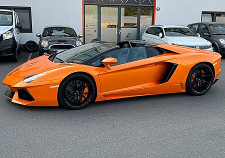 Lamborghini Aventador LP 700-4 Roadster*AuspuffSound*Lifting