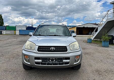 Toyota RAV 4 2.0 4x4