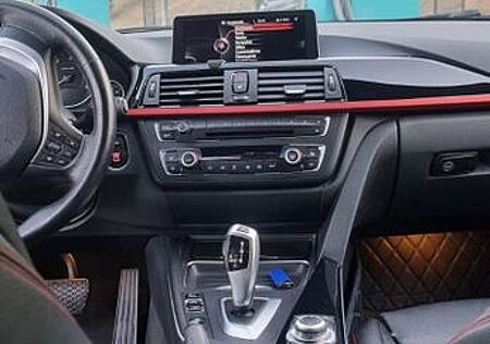 BMW 320d xDrive Touring Sport Line Sport Line