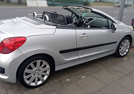 Peugeot 207 CC Platinum 120 Platinium