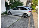 Mercedes-Benz B 220 / 4MATIC / AMG line / distronic