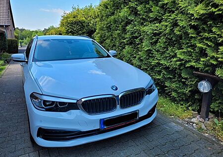 BMW 520d Touring A -