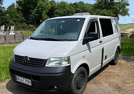 VW T5 Transporter Volkswagen T5 Camper