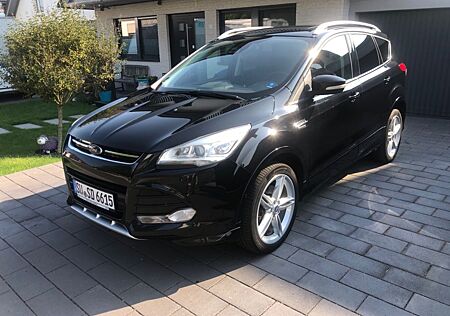 Ford Kuga 2,0 TDCi 4x4 180PS, TÜV neu, 8-Fach bereift