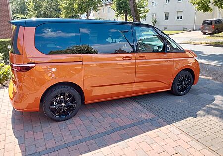 VW T7 Multivan Volkswagen 1,5 l eHybrid OPF DSG Ed...