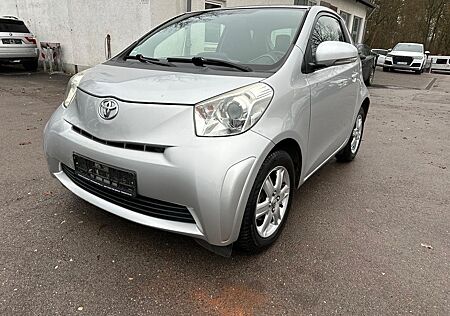 Toyota iQ Basis