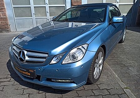 Mercedes-Benz E 350 CGI Cabrio Harman Kardon / XENON / LEDER